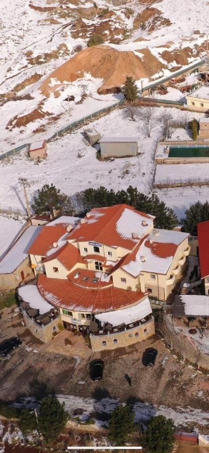 Chalets-Appartements Tourtite Ifrane  Exteriör bild