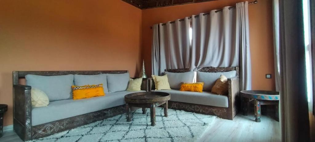 Chalets-Appartements Tourtite Ifrane  Exteriör bild